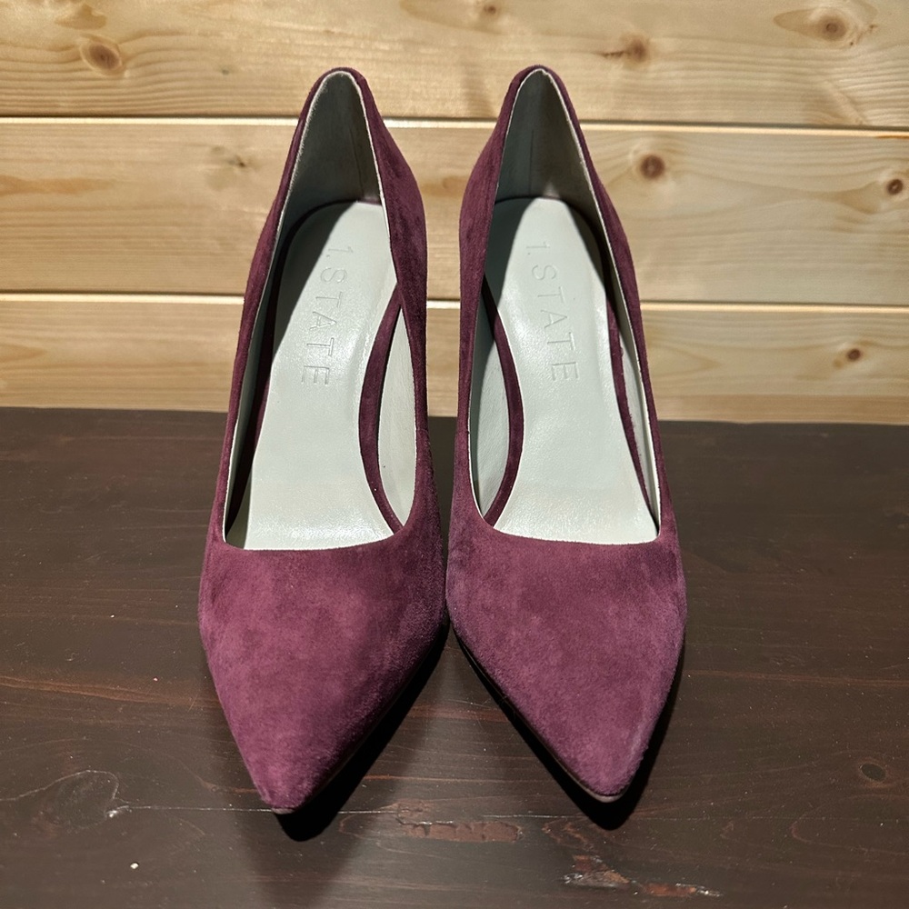 Brand new 1. State burgundy suede pumps in size 6 / 36
